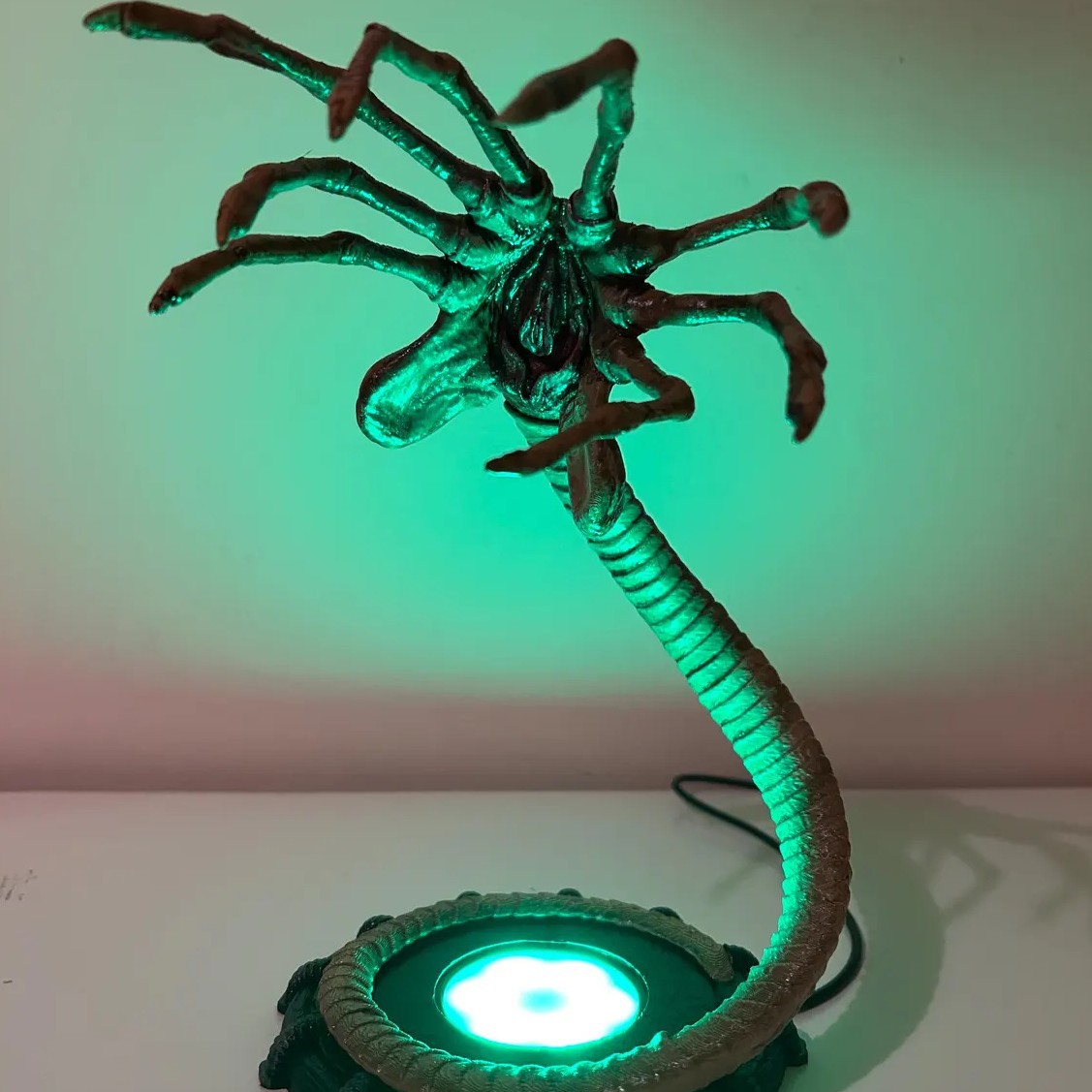 Alien Facehugger Lamp Nightlig - Lighting Decoration Ideas ulasan dan harga